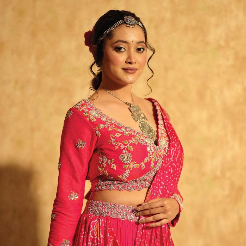 woman, fashion, indian, bride, style, traditional, model, female, girl, wedding, marriage, portrait